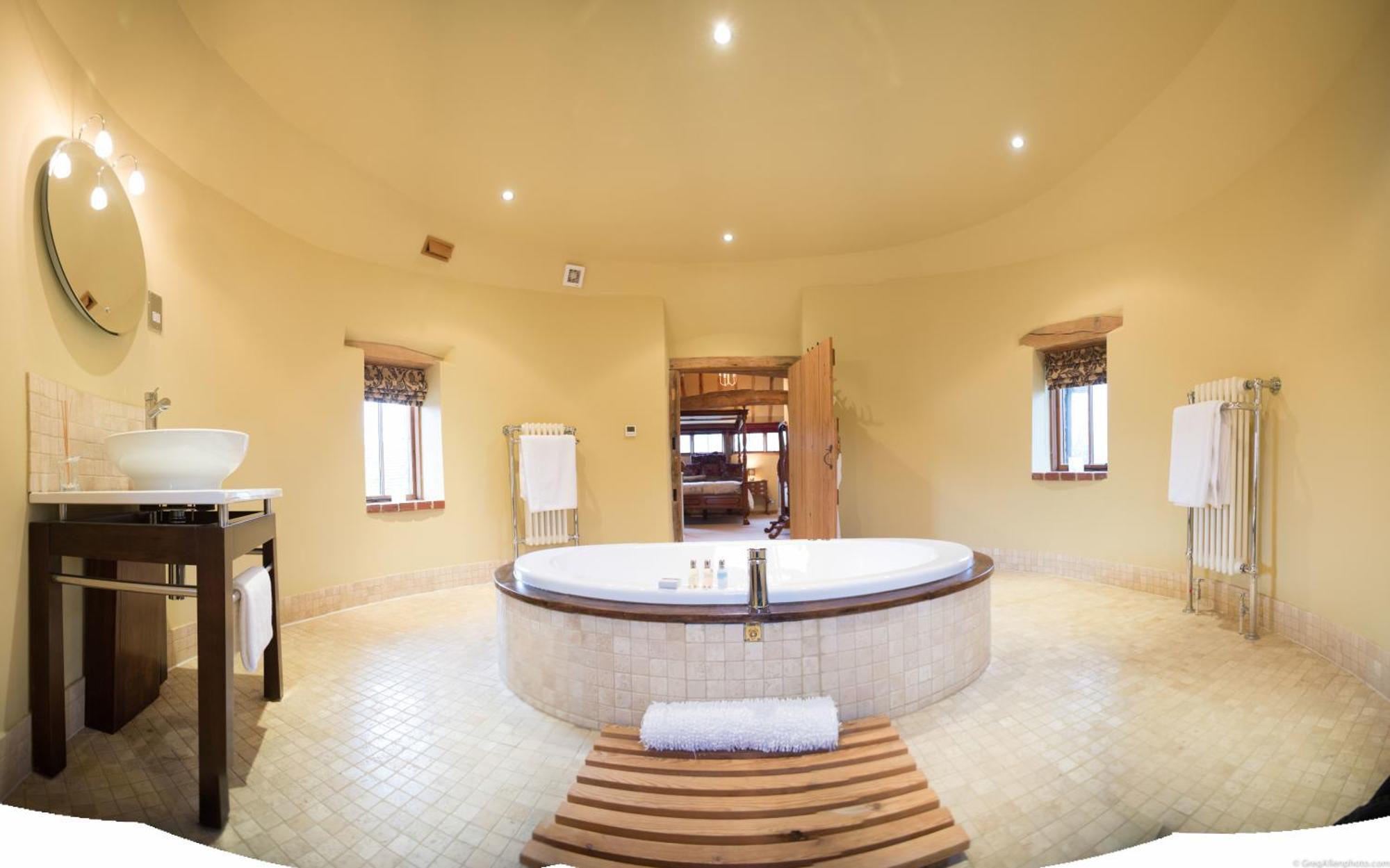 Frasers Country house